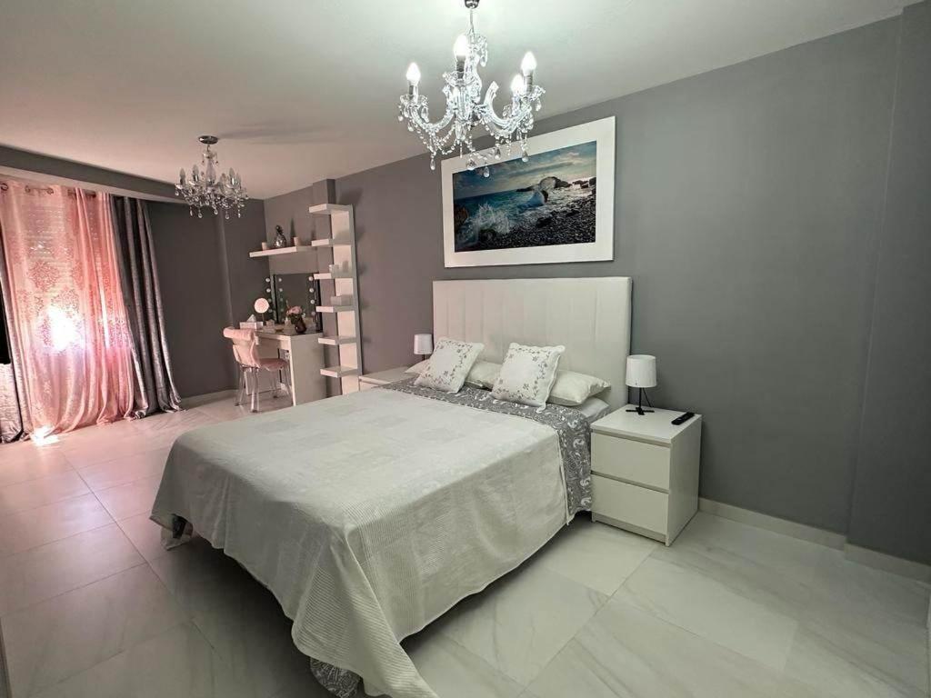 Ana Residence Elche Exterior photo