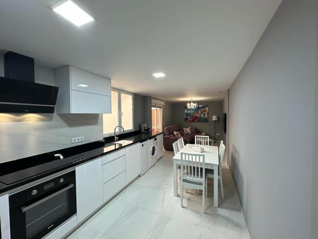 Ana Residence Elche Exterior photo